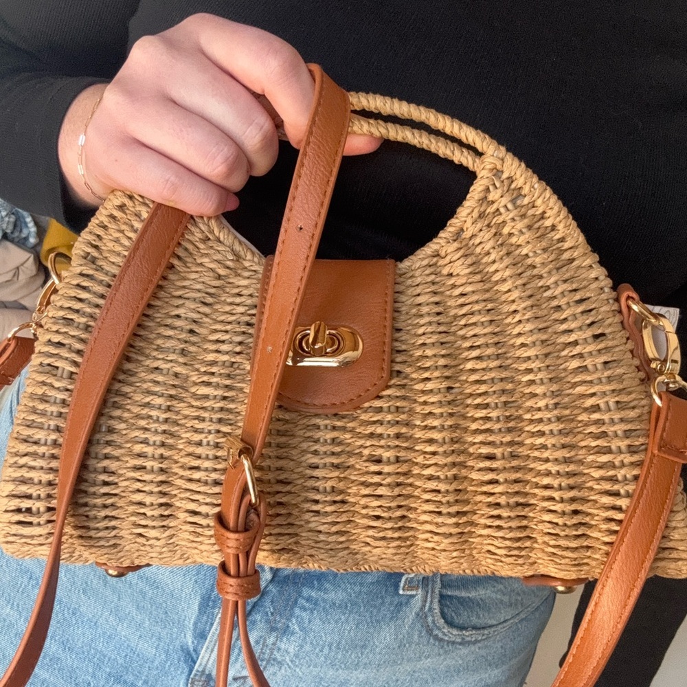 NWOT Wicker Crossbody Clamshell Bag